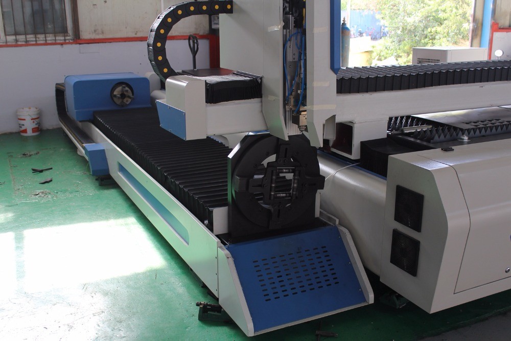 AC220V Tube Laser Cutting Machine , 50Hz 1000 Watt Laser Cutter