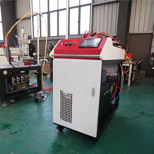 1000W 1500W 2000W Continuous Car Metal Rust Removal Fiber Handheld Laser Cleaning Machine
